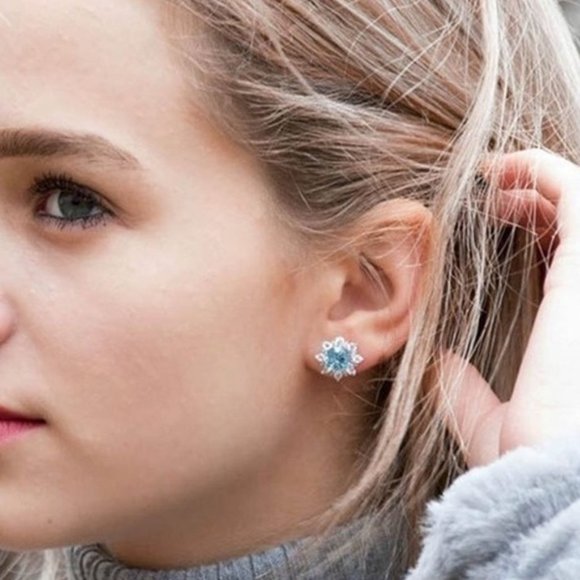 Elegant Sterling Silver Blue Sapphire Stud Earrings - Picture 2 of 2